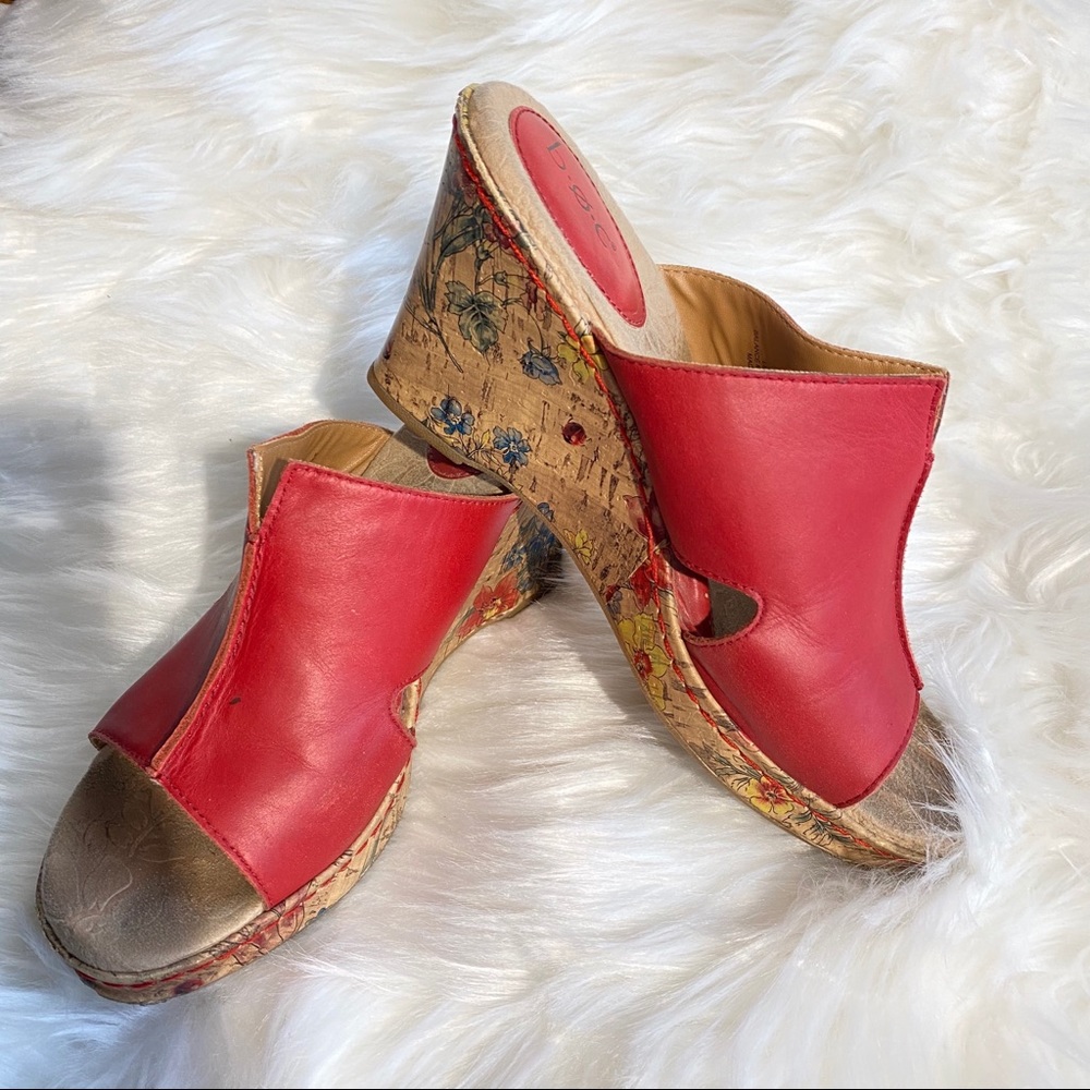 B.O.C. Red leather Floral wedges